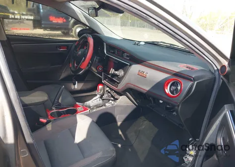 2018 Toyota Corolla Le z USA, uszkodzony, nr VIN 2T1BURHE8JC020067